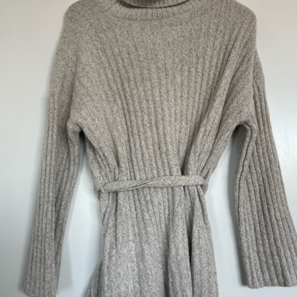 Vici Beige/Grey Cowl Neck Ribbed Sweater Size M